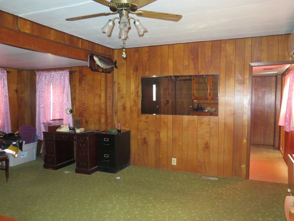 12977 Blacklog Mountain Road Mount Union, PA 17066 - Photo 11 of 38 Mobile Home - Living Room