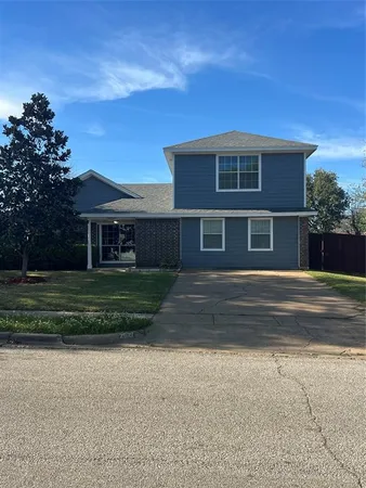 a front view of house with yard