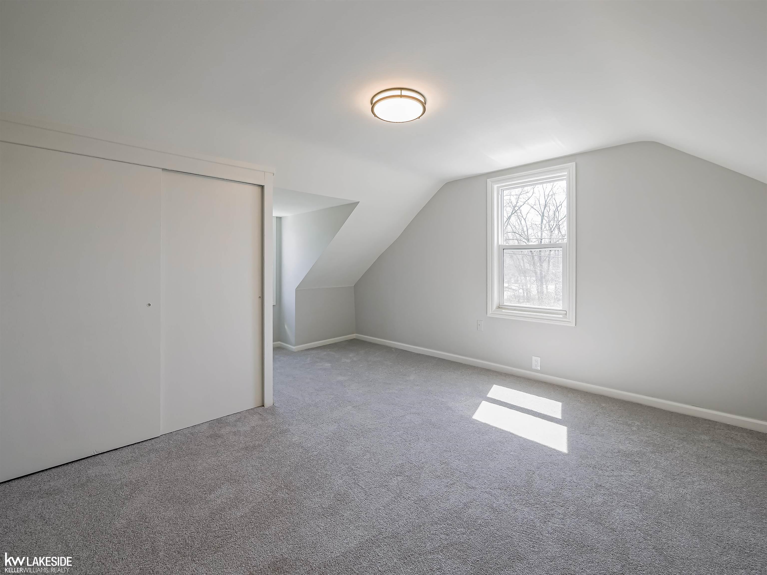 47051 Frederick Road Utica, MI 48317 - Photo 12 of 44 50204801-a4e7582b-5595-4153-ac71-777314da44e7.JPG