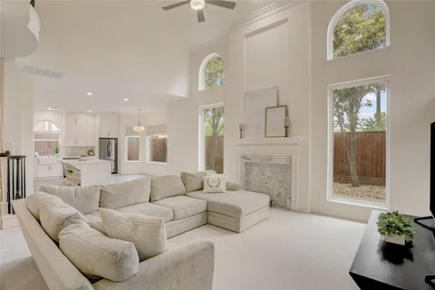 $895,000 | 4114 West Northampton Place, Houston, TX 77098