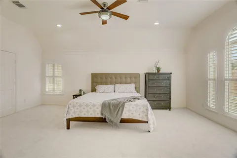 $895,000 | 4114 West Northampton Place, Houston, TX 77098