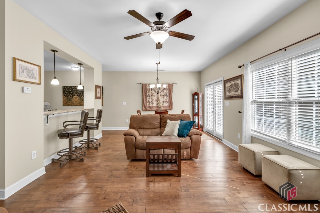 1102 Blackstone Way Atlanta, GA 30339 - Photo 17 of 43 Hardwood Floors