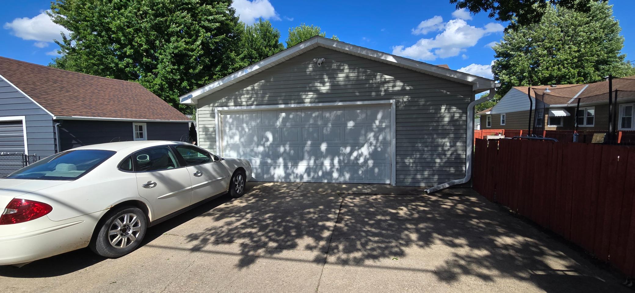 604 8th Street Southwest Austin, MN 55912 - Photo 10 of 48