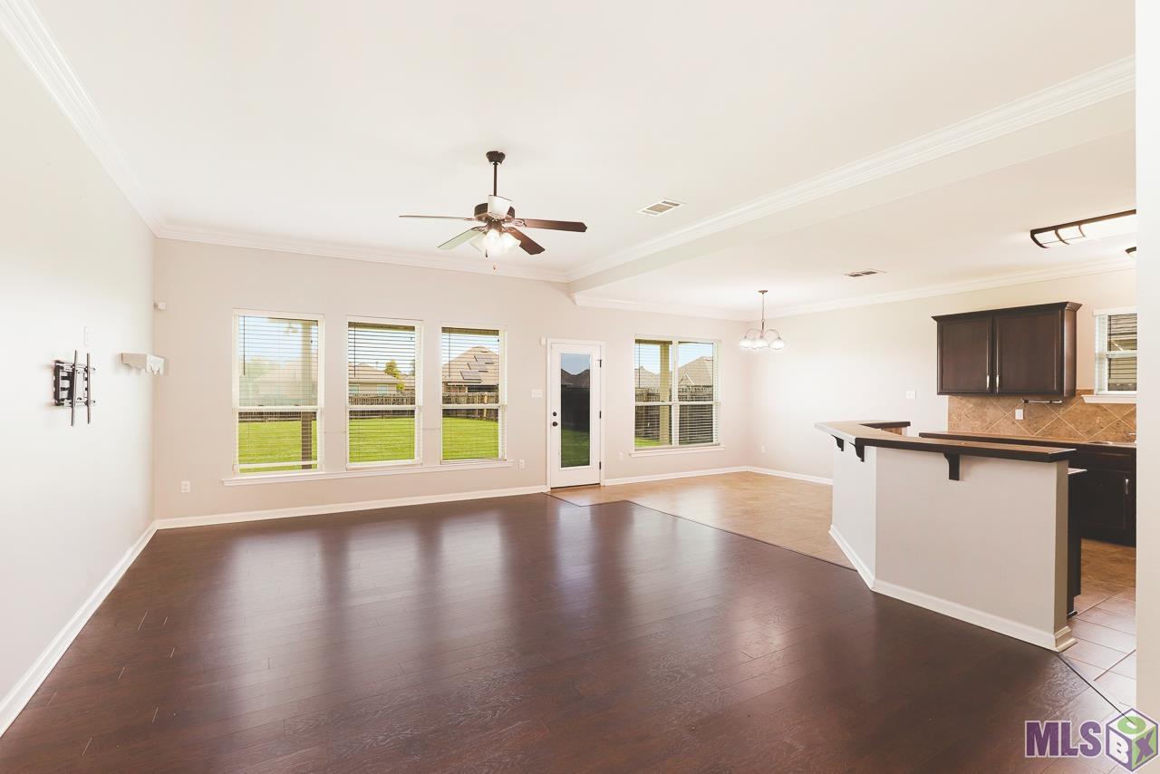 42284 Devall Road Prairieville, LA 70769 - Photo 3 of 22 Gallery Image 3