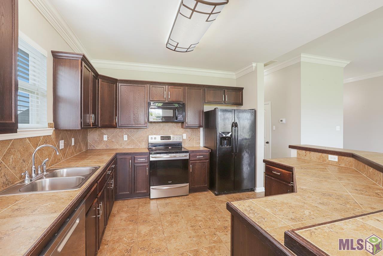 42284 Devall Road Prairieville, LA 70769 - Photo 8 of 22 Gallery Image 8