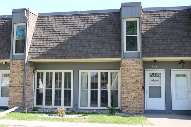 $170,000 | 829 23rd Avenue South, Moorhead, MN 56560