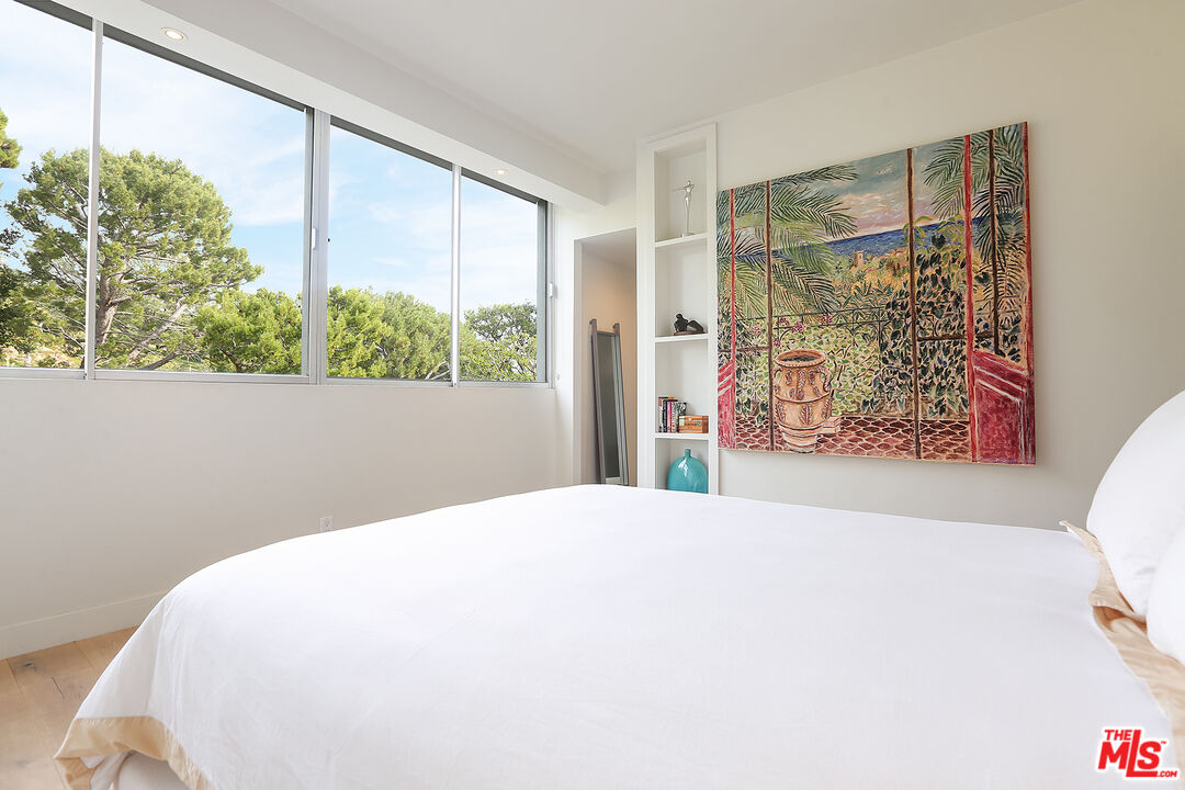 17352 Sunset Boulevard, Unit 301 Pacific Palisades, CA 90272 - Photo 13 of 31