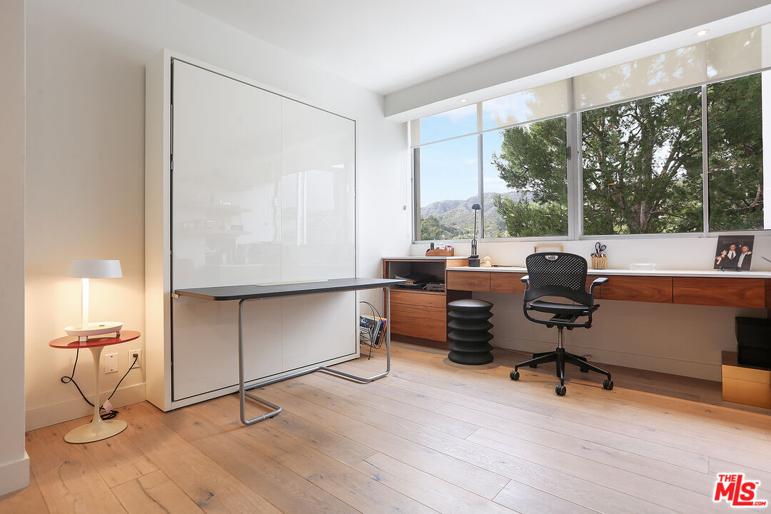 17352 Sunset Boulevard, Unit 301 Pacific Palisades, CA 90272 - Photo 15 of 31