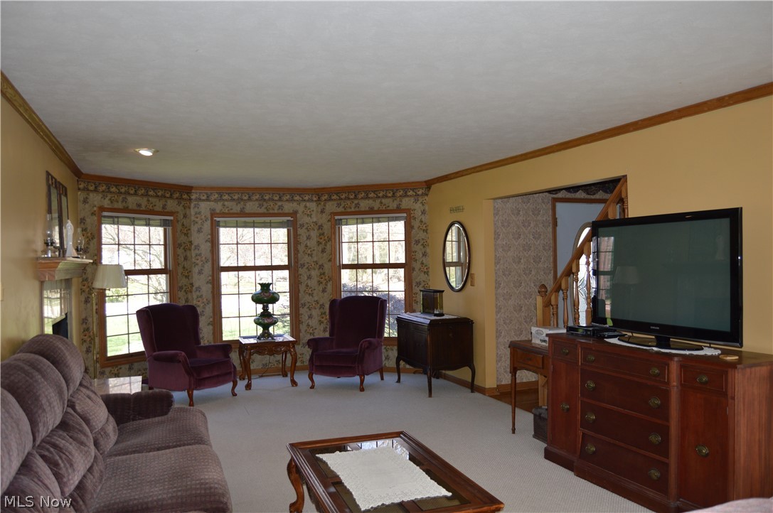 2710 Heckman Road Uniontown, OH 44685 - Photo 3 of 20