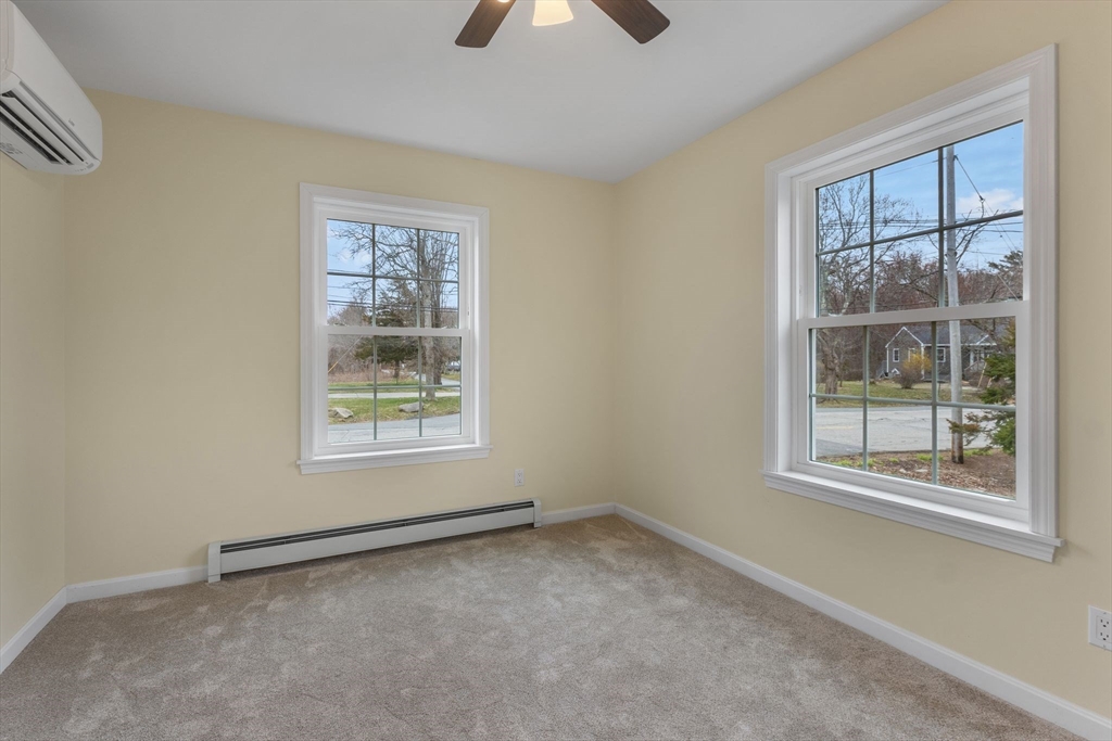 86 Ferry Road Salisbury, MA 01952 - Photo 22 of 40