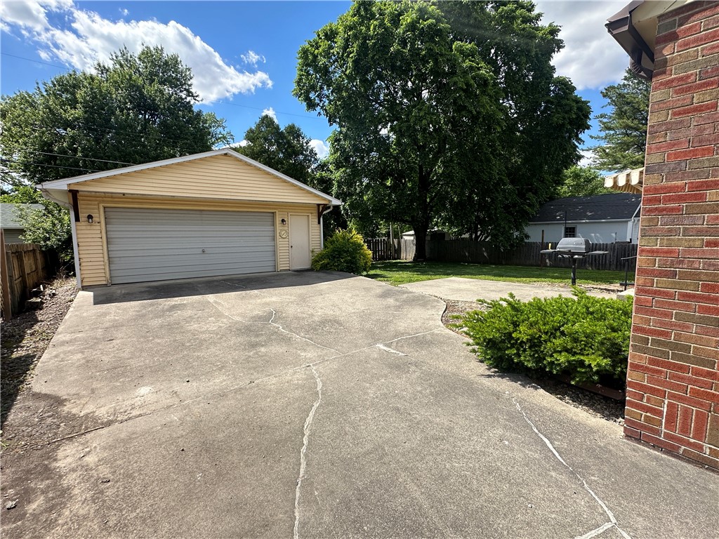 43 Elm Ridge Mattoon, IL 61938 - Photo 11 of 20