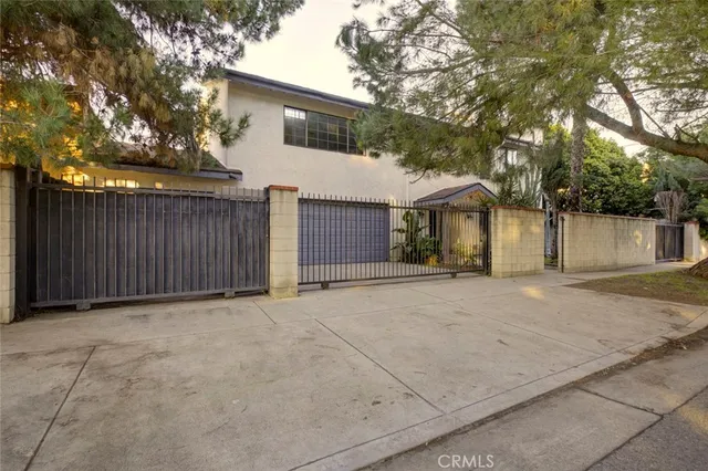 $1,379,000 | 5802 Colfax Avenue, North Hollywood, CA 91601