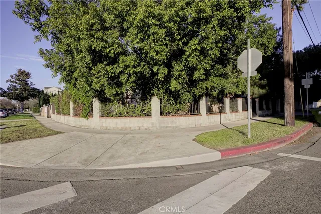 $1,379,000 | 5802 Colfax Avenue, North Hollywood, CA 91601