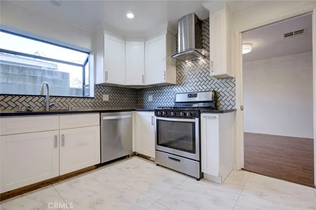 $1,379,000 | 5802 Colfax Avenue, North Hollywood, CA 91601