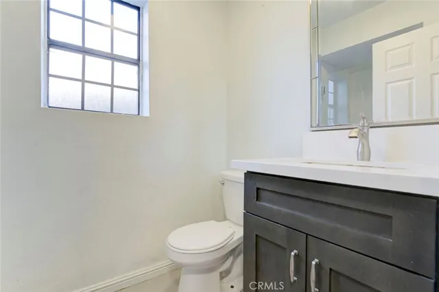 $1,379,000 | 5802 Colfax Avenue, North Hollywood, CA 91601