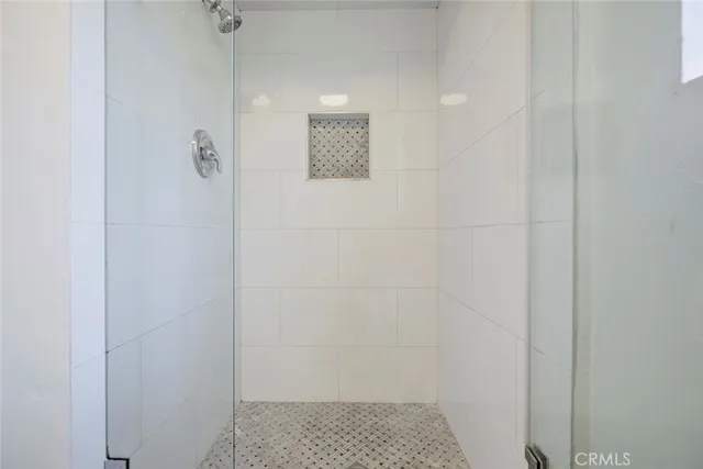 $1,379,000 | 5802 Colfax Avenue, North Hollywood, CA 91601