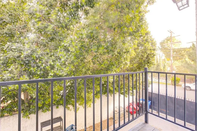 $1,379,000 | 5802 Colfax Avenue, North Hollywood, CA 91601