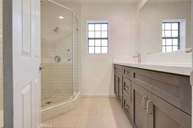 $1,379,000 | 5802 Colfax Avenue, North Hollywood, CA 91601