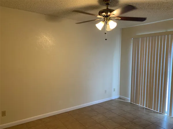 $1,250 | 10447 Doc Holliday Trail, Unit B, Austin, TX 78753