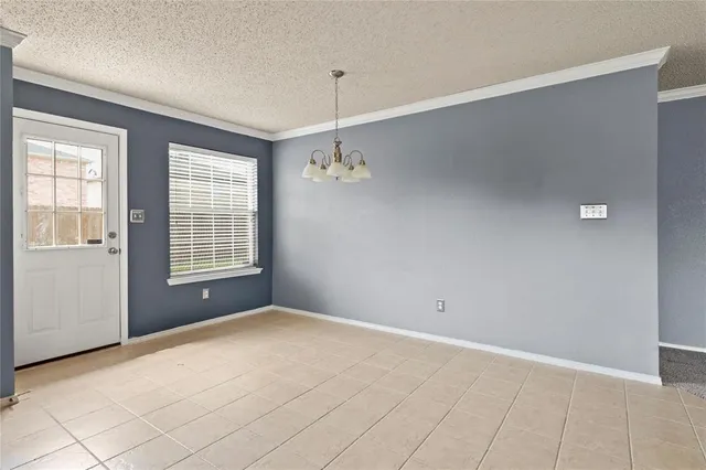 $2,250 | 1600 Dragonback Pass, Little Elm, TX 75036