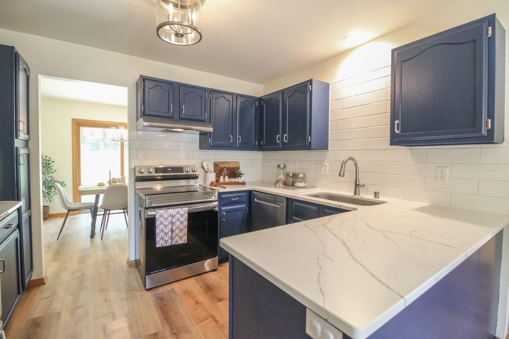 118 North High Point Road Madison, WI 53717 - Photo 15 of 64 Gallery Image 15