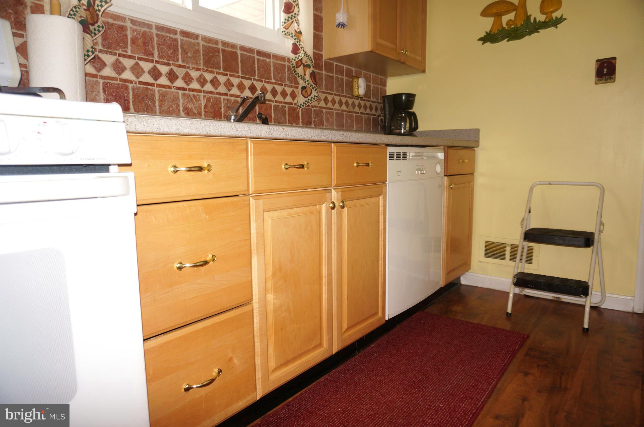 8723 Stockwell Road Baltimore, MD 21234 - Photo 19 of 27 Kitchen