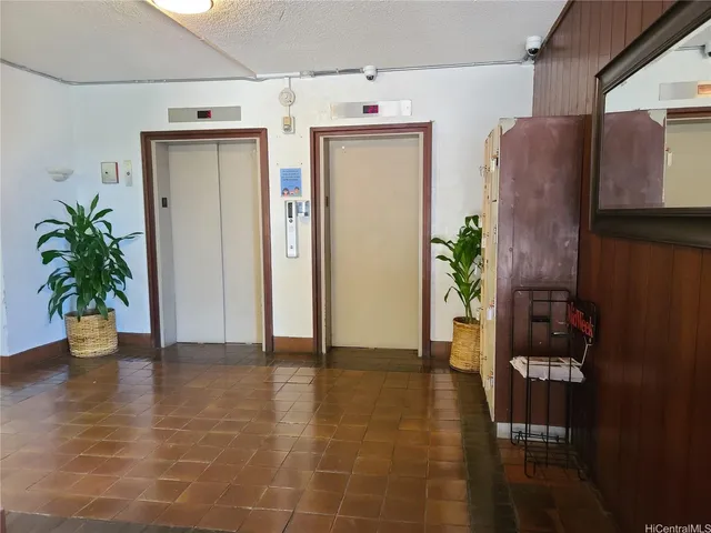 $2,795 | 320 Liliʻuokalani Avenue, Unit 2304, Honolulu, HI 96815