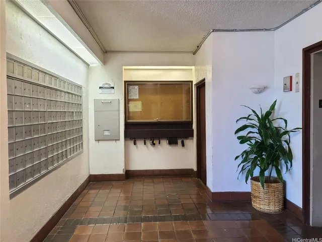 $2,795 | 320 Liliʻuokalani Avenue, Unit 2304, Honolulu, HI 96815