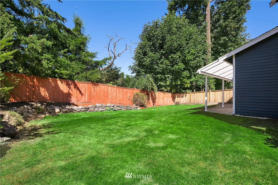 11818 Northeast 167th Street Bothell, WA 98011 - Photo 22 of 25 Gallery Image 22