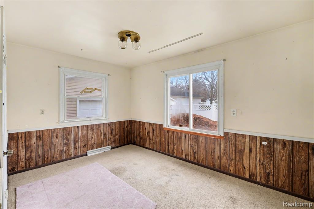 4449 Crosby Road Flint, MI 48506 - Photo 14 of 26 Gallery Image 14