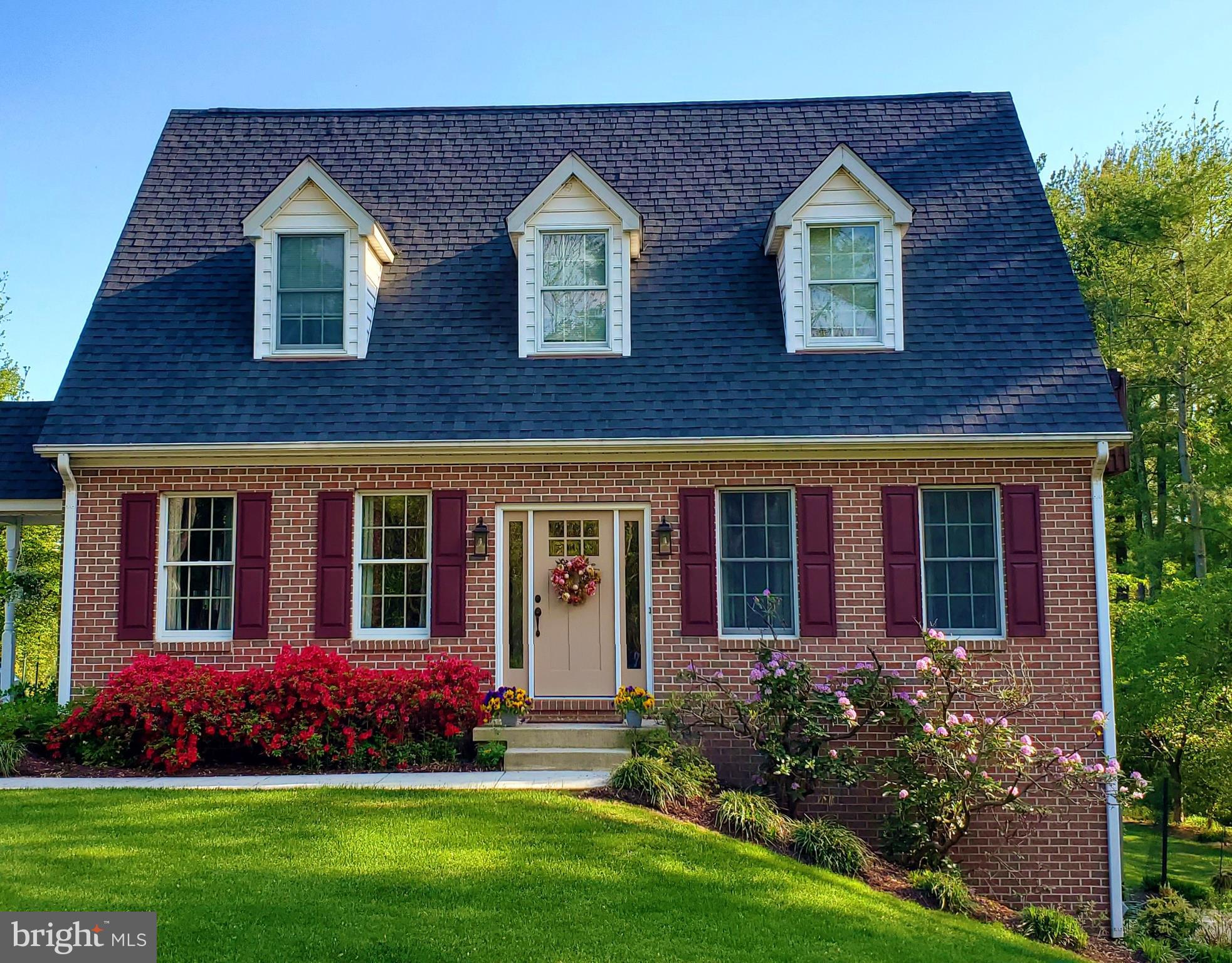 WELCOME HOME!