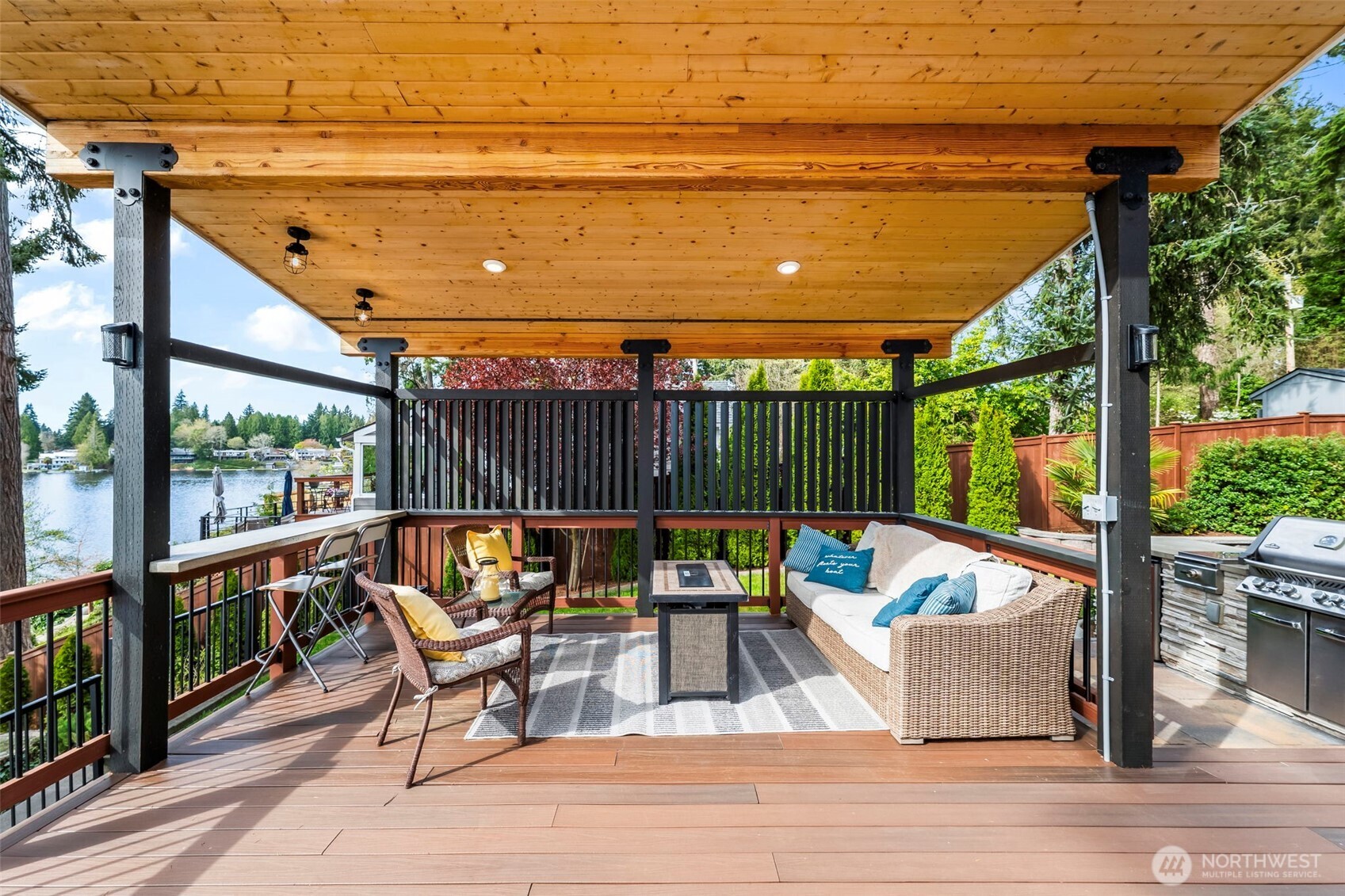 6501 27th Lane Southeast Lacey, WA 98503 - Photo 31 of 40 a view of sitting area with furniture and wooden floor