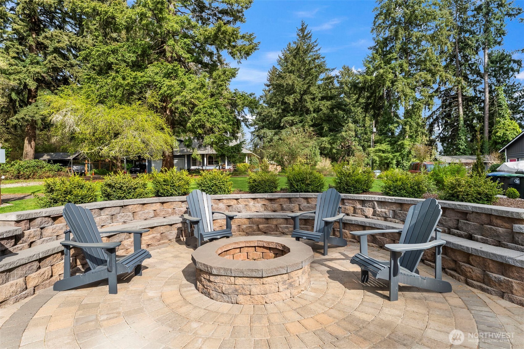 6501 27th Lane Southeast Lacey, WA 98503 - Photo 37 of 40 an outdoor space with seating