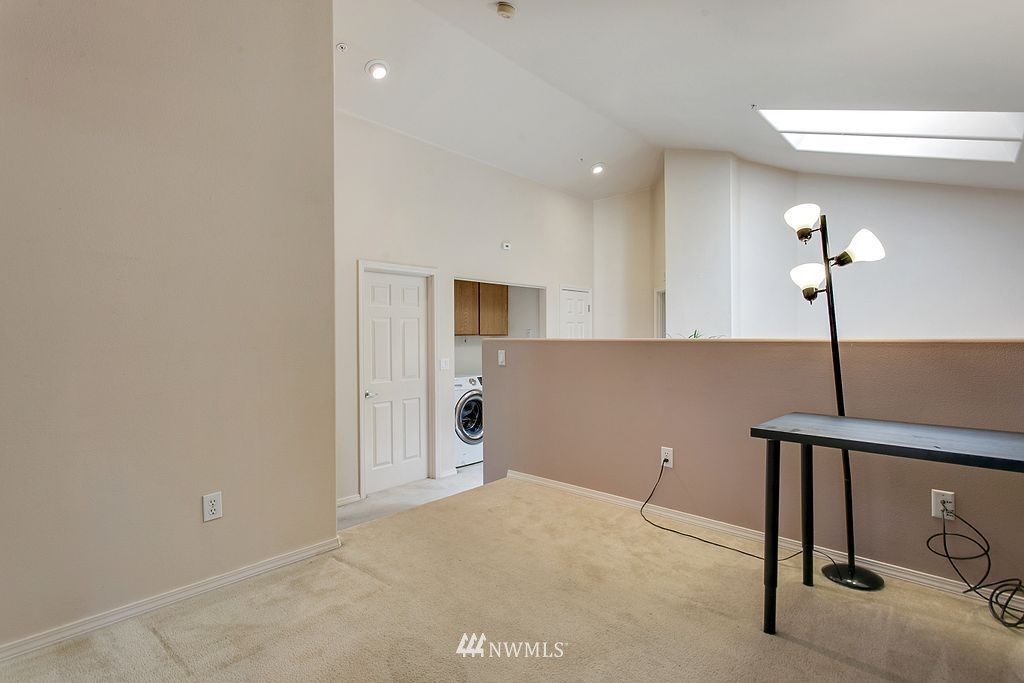 6223 Cady Road, Unit B Everett, WA 98203 - Photo 5 of 25