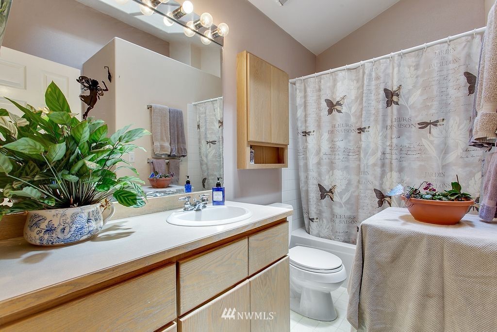 6223 Cady Road, Unit B Everett, WA 98203 - Photo 8 of 25