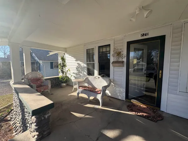 $278,000 | 220 East Adams Avenue, Riverton, WY 82501