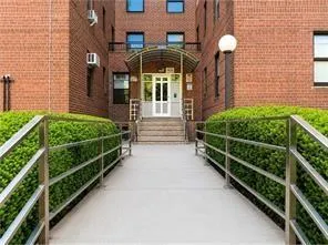 $350,000 | 2650 East 13th Street, Unit 3G | Sheepshead Bay