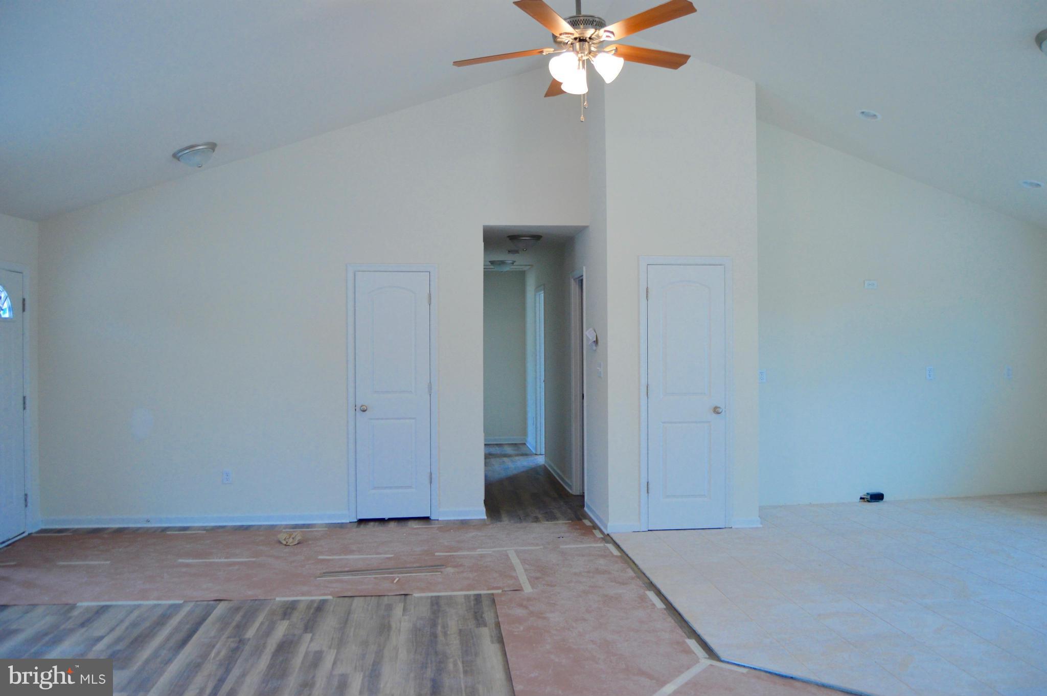 111 Fegan Road Bunker Hill, WV 25413 - Photo 14 of 17 Interior (General)
