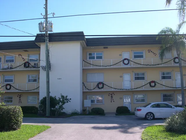 $310,000 | 1351 Bayshore Drive, Unit 307, Fort Pierce, FL 34949