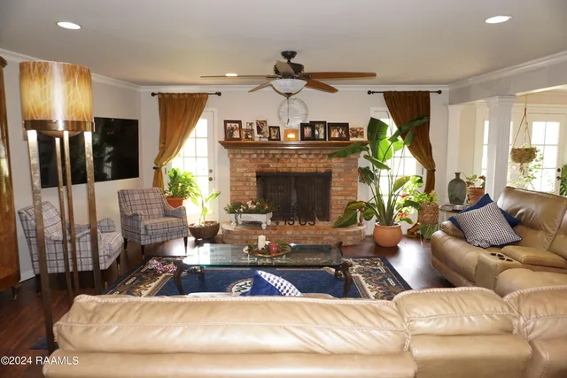 $412,000 | 7535 Highway 93, Arnaudville, LA 70512