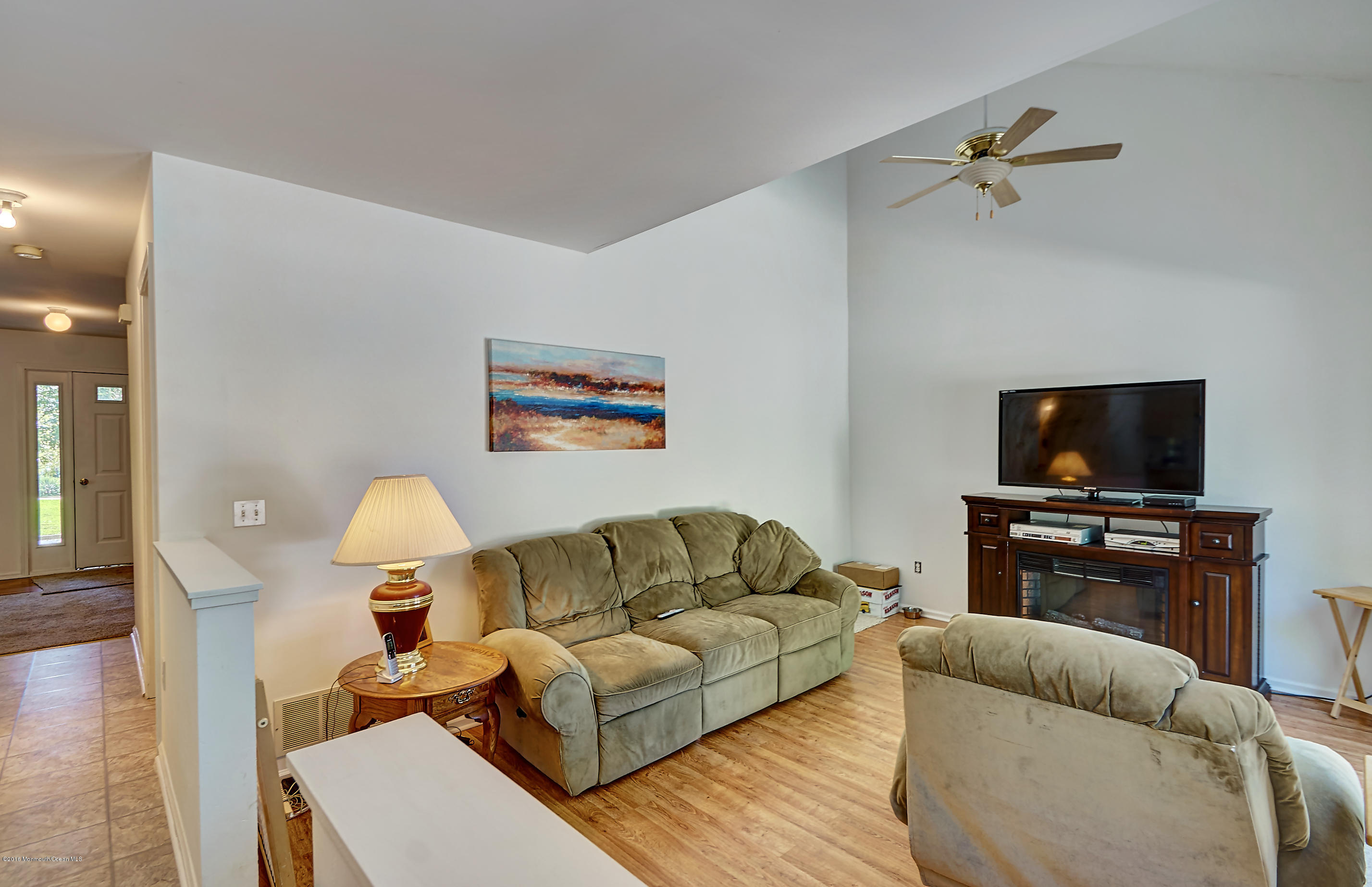 148 Gunwale Road Manahawkin, NJ 08050 - Photo 18 of 32 DSC04749_50_51_52_53Interior2