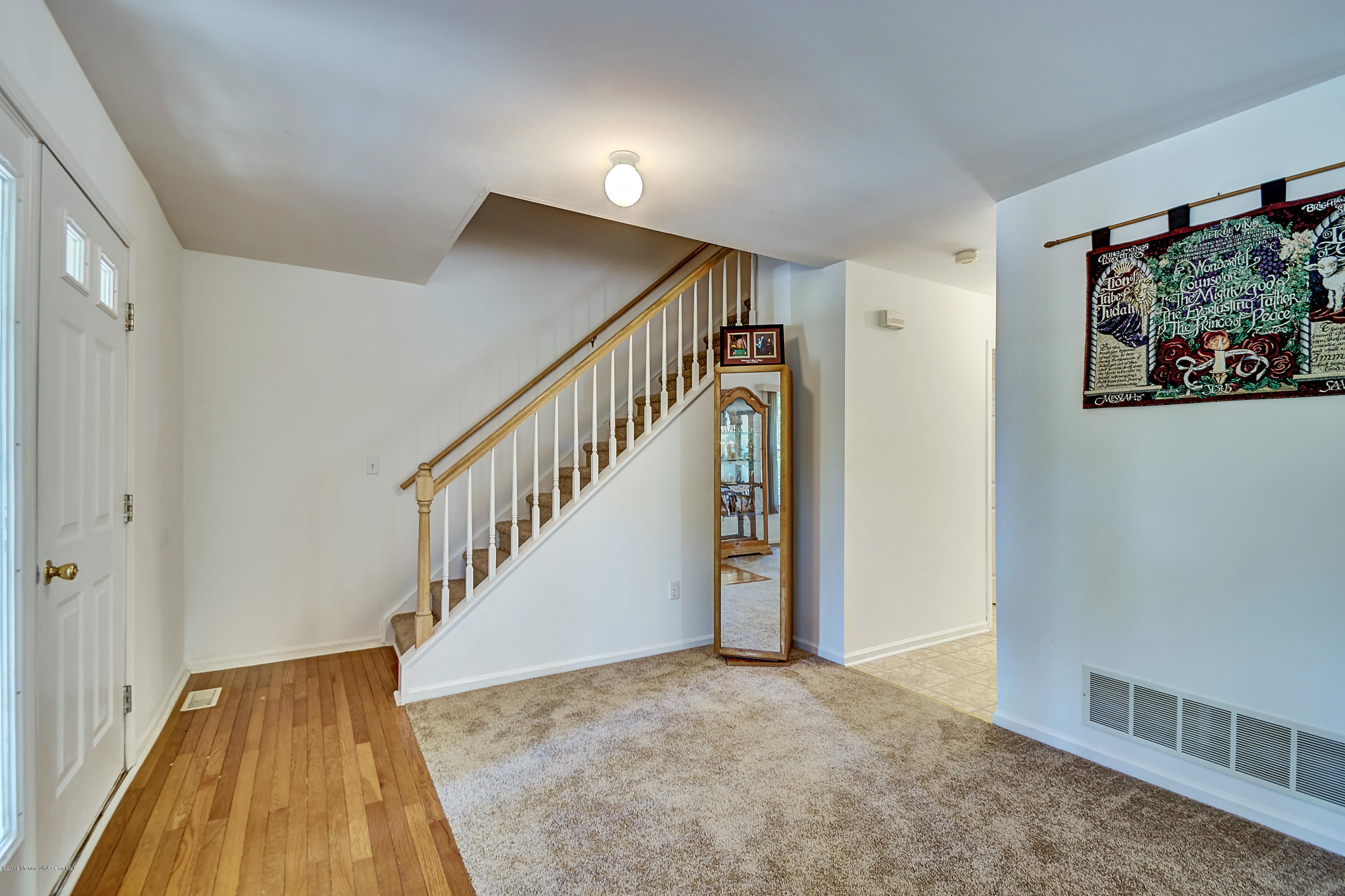 148 Gunwale Road Manahawkin, NJ 08050 - Photo 20 of 32 DSC04699_700_701_702_703Interior2