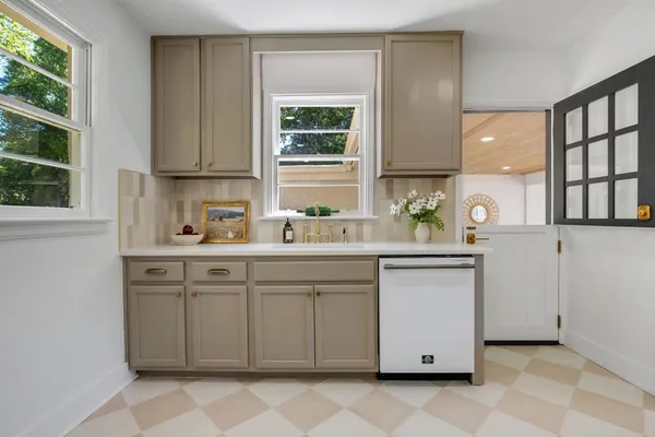 $499,900 | 642 East Georgia Street, Tallahassee, FL 32308