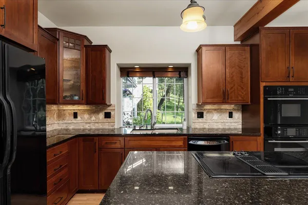 $599,999 | 18706 Shirley Lane, Grass Valley, CA 95949