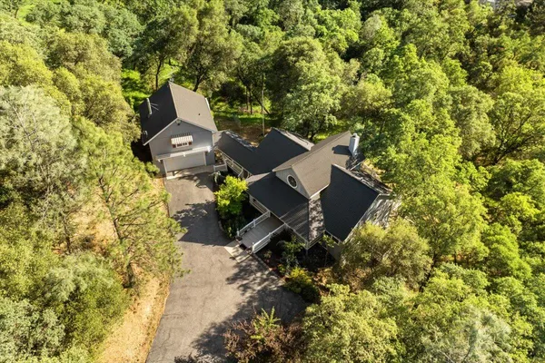 $599,999 | 18706 Shirley Lane, Grass Valley, CA 95949