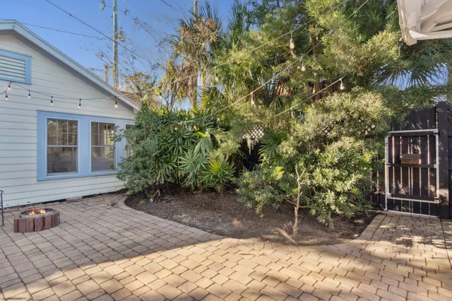 $2,350 | 107 Washington Street, St. Augustine, FL 32084