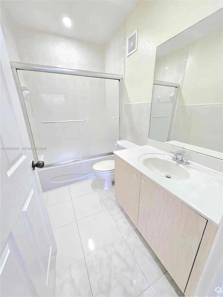 6755 Northwest 182nd Street, Unit 104 Hialeah, FL 33015 - Photo 13 of 23