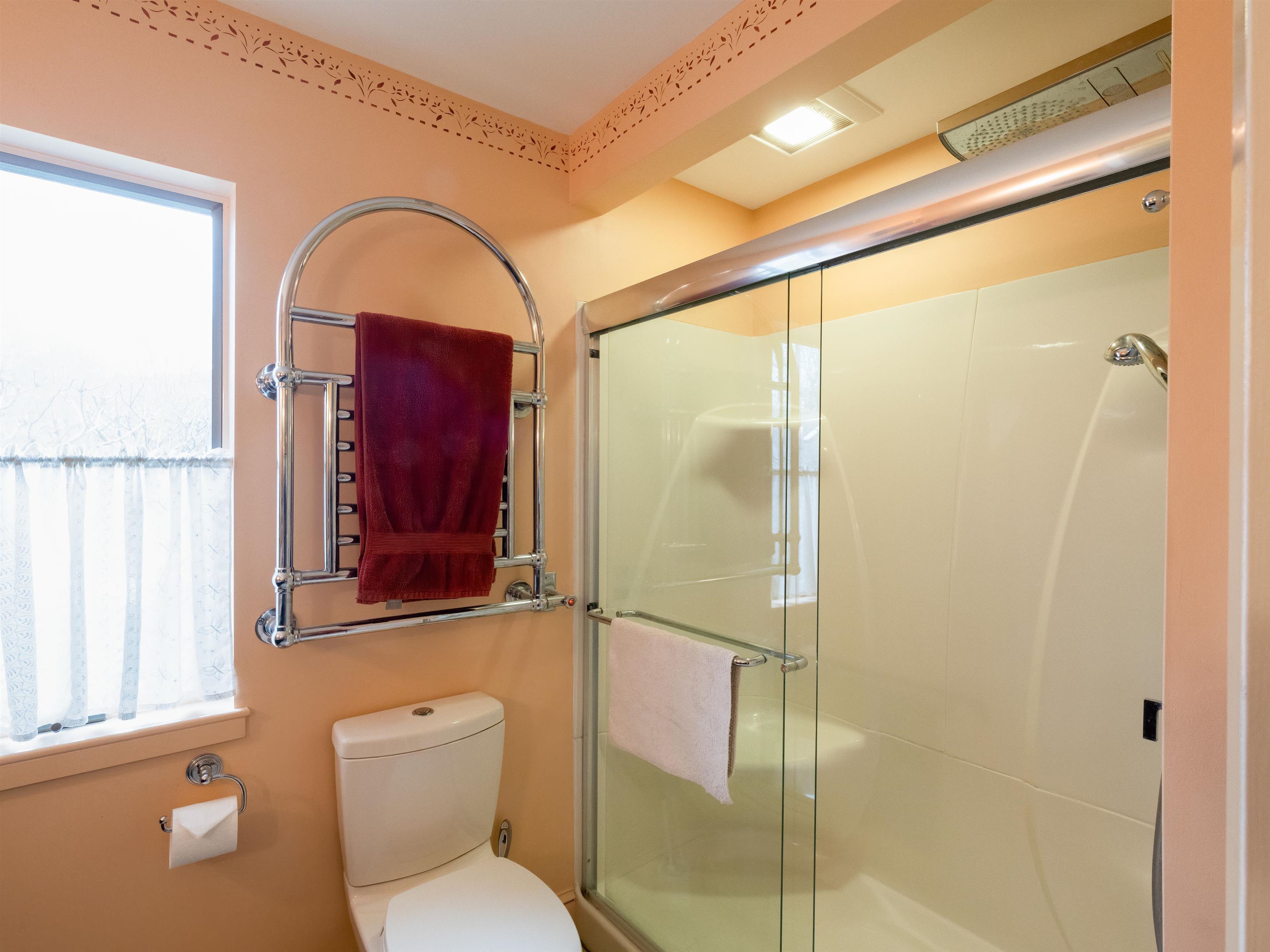 1140 Murphys Road, Unit 3A Hartford, VT 05059 - Photo 8 of 30 Gallery Image 8