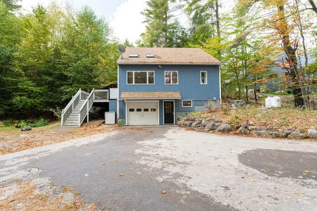 $525,900 | 107 Branch Road, Weare, NH 03281