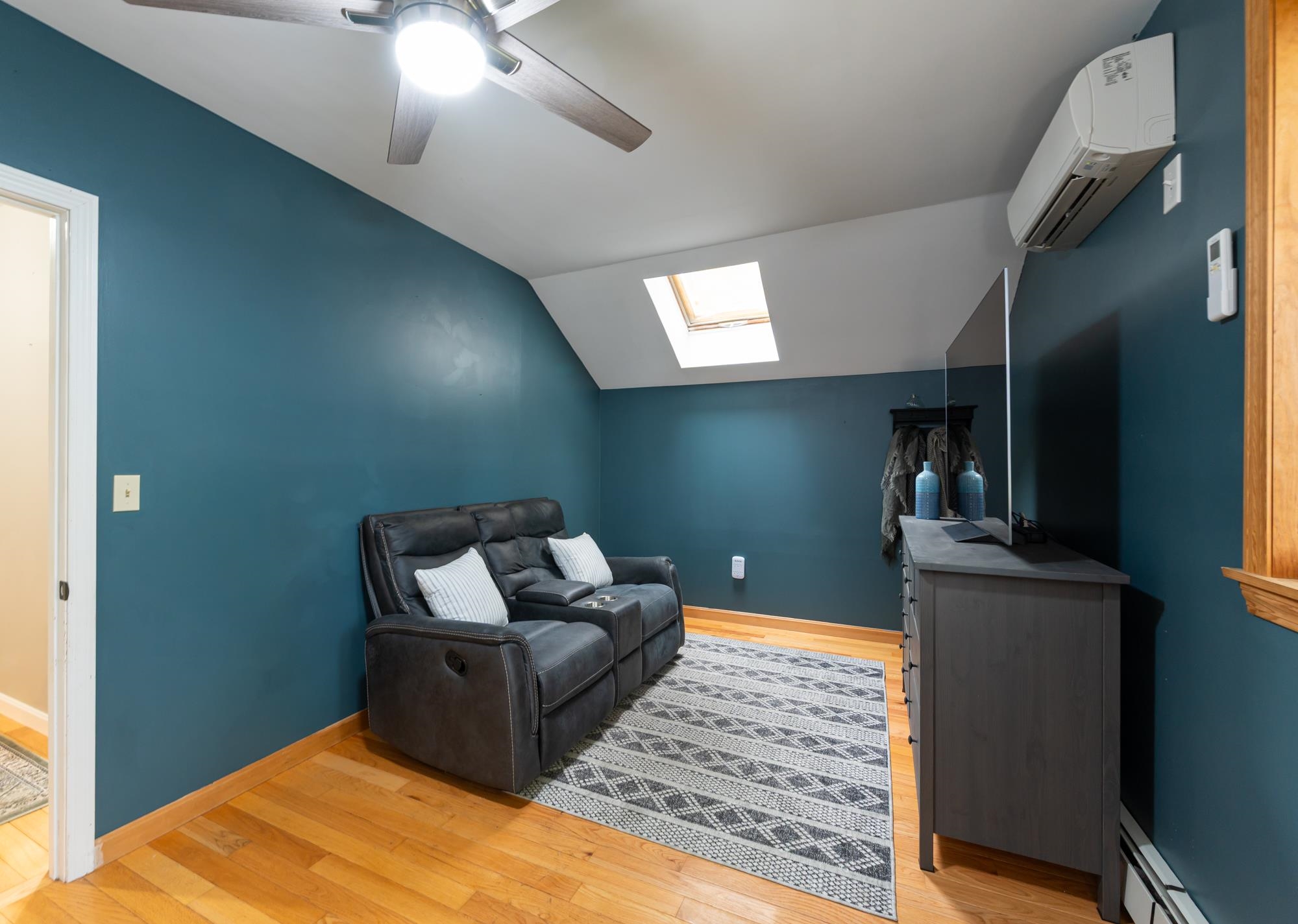 107 Branch Road Weare, NH 03281 - Photo 15 of 31